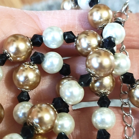 VINTAGE FAUX PEARL GOLD BLACK BEADED 17-21"NECKLACE STRETCH BRACELET EARRING SET - Picture 3 of 11